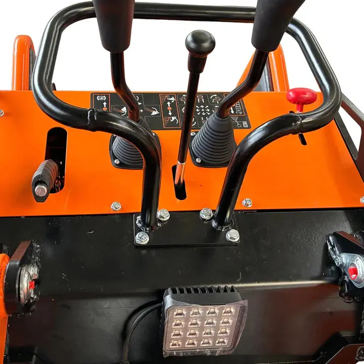 740 kg Wheeled Stand-On Skid Steer, 420cc/11.5 HP Gas Engine, 762 mm Bucket Width, TMG-MVL16 - Image 6
