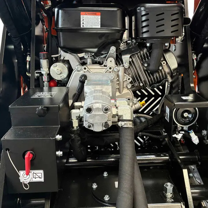 748 kg Tracked Stand-On Skid Steer, 306cc/8.5 HP Gas Engine, 762 mm Bucket Width, TMG-MVL20 - Image 11