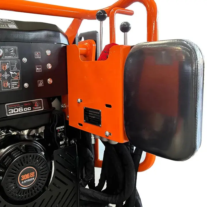 748 kg Tracked Stand-On Skid Steer, 306cc/8.5 HP Gas Engine, 762 mm Bucket Width, TMG-MVL20 - Image 3