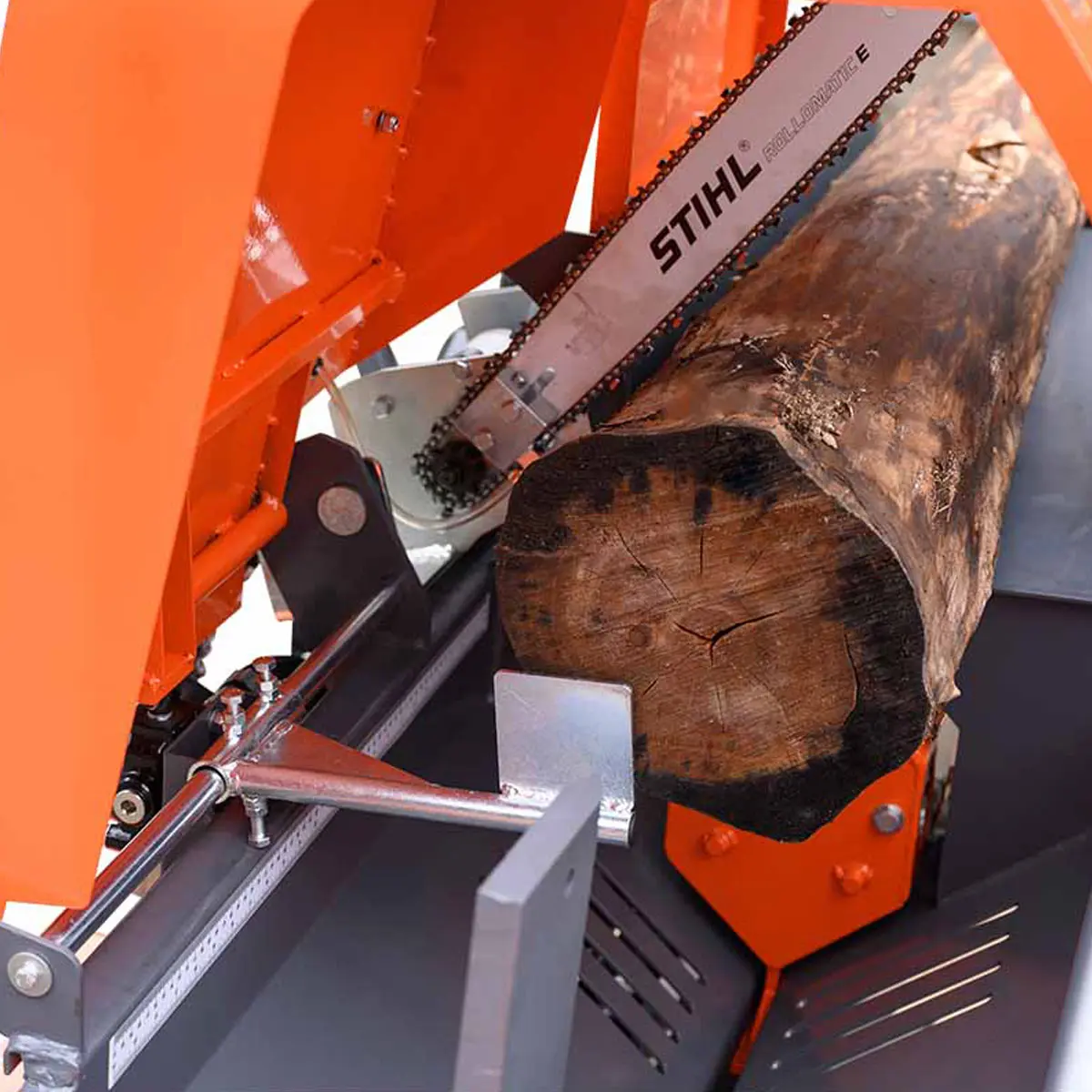 Firewood Processor with Conveyor, 15 HP Gas Engine, 457 mm STIHL® Chainsaw, ∅381 mm x 610 mm Log Capacity, TMG-GLS16 - Image 7