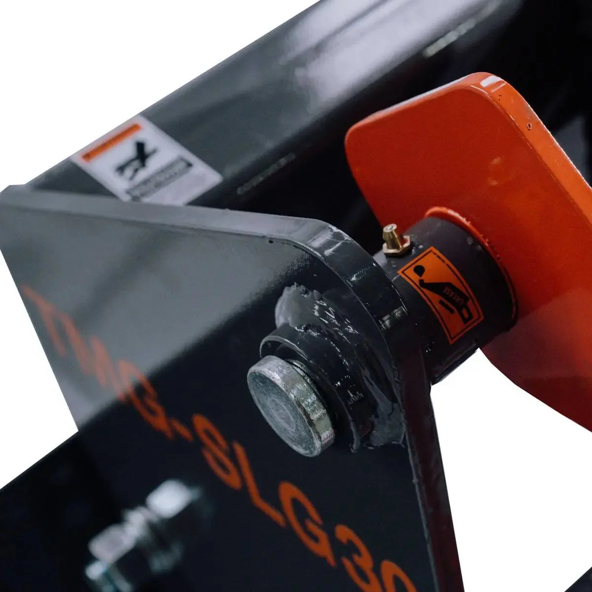 760 mm (30") Log Grapple Attachment for Skid Steers & Tractors, 1360 kg (3000 lb) Capacity, TMG-SLG30 - Image 12
